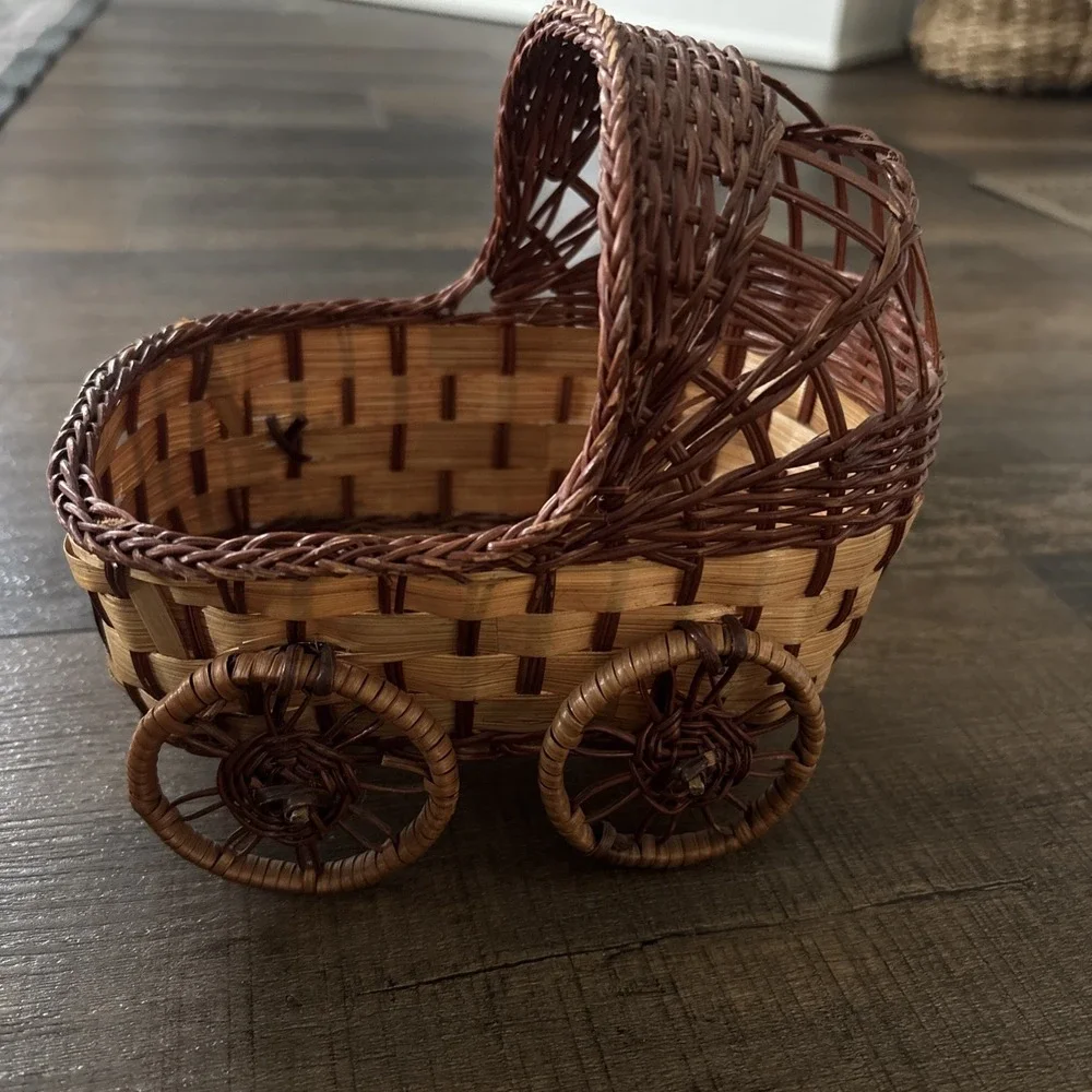 Vtg Wicker Rattan Baby Doll Carriage Small Decor Plant Holder